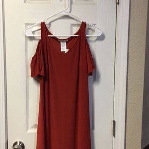 NWT off the shoulder sleeve dress